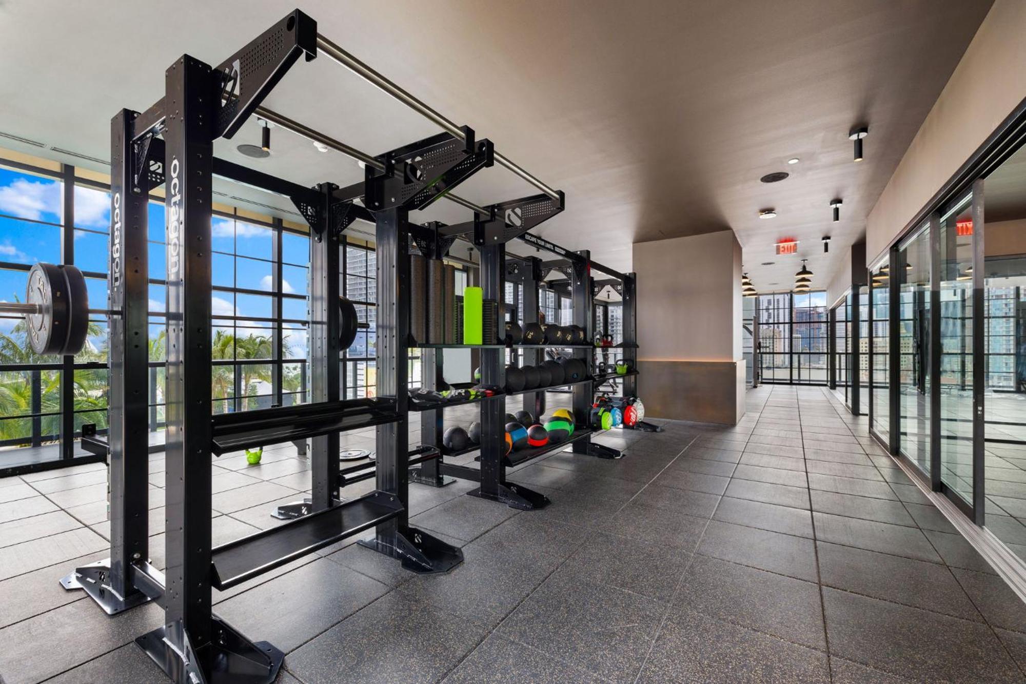 Stunning With Free Parking On 46th Floor! Apartamento Miami
